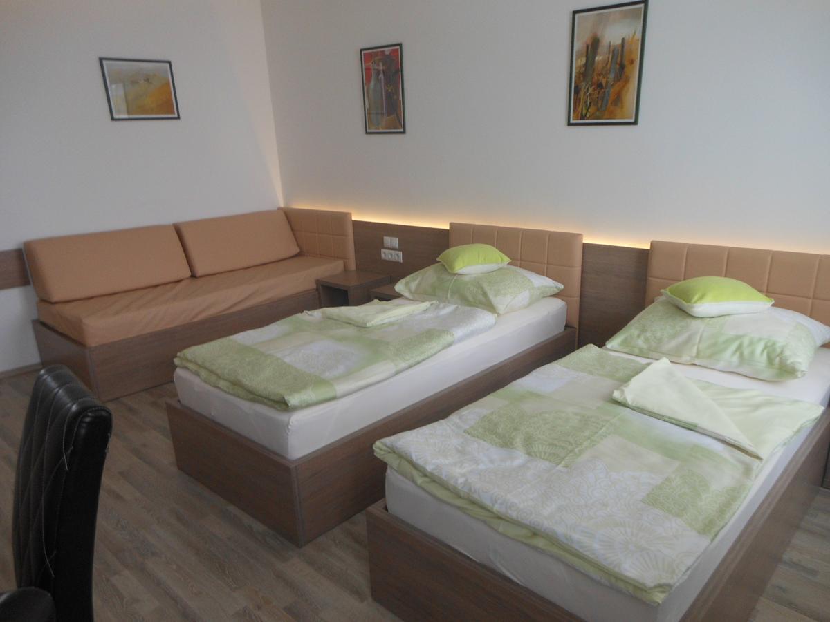 Hotel Garni Neudorfl מראה חיצוני תמונה